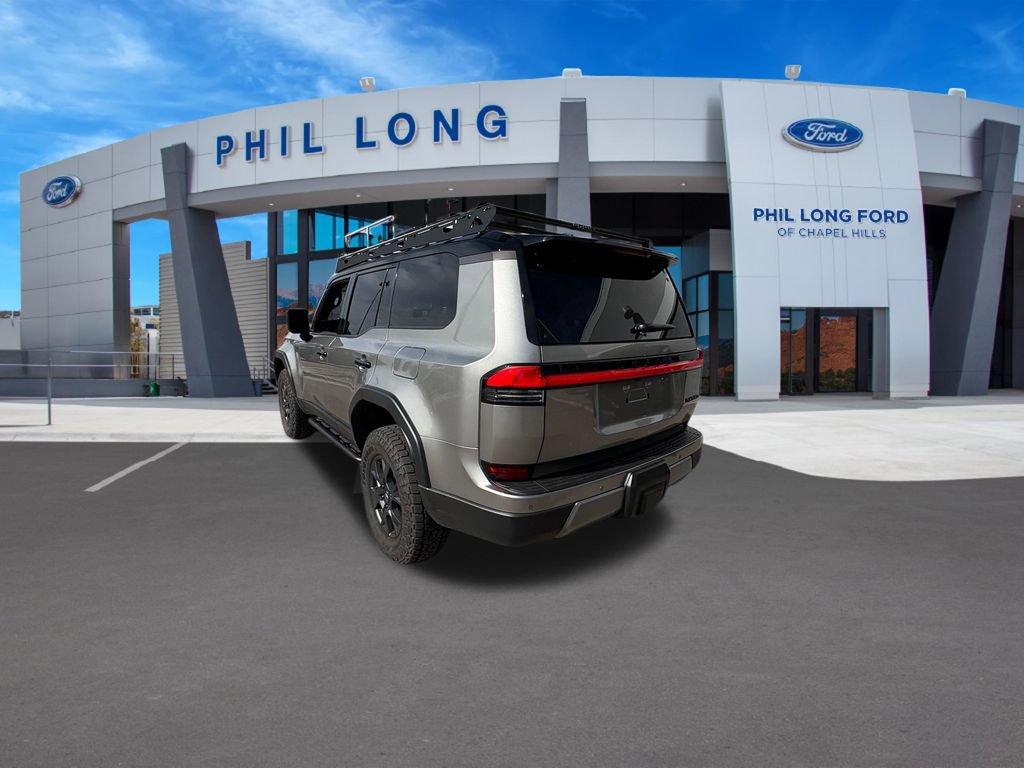 Used 2025 Lexus GX 550 w/ Accessory Package (CT) AWD/4WD image 4