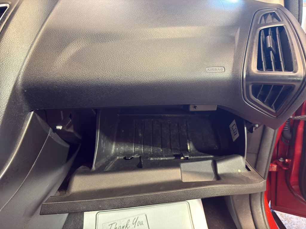 Used 2018 Ford Focus SEL FWD image 24