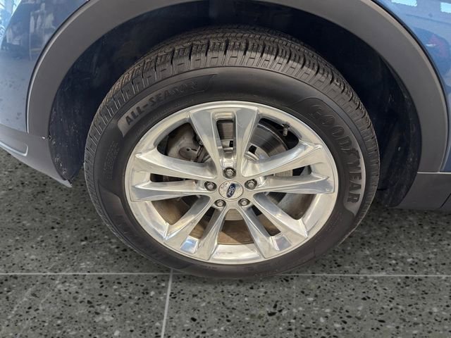 Used 2018 Ford Explorer XLT w/ Equipment Group 202A AWD/4WD image 24