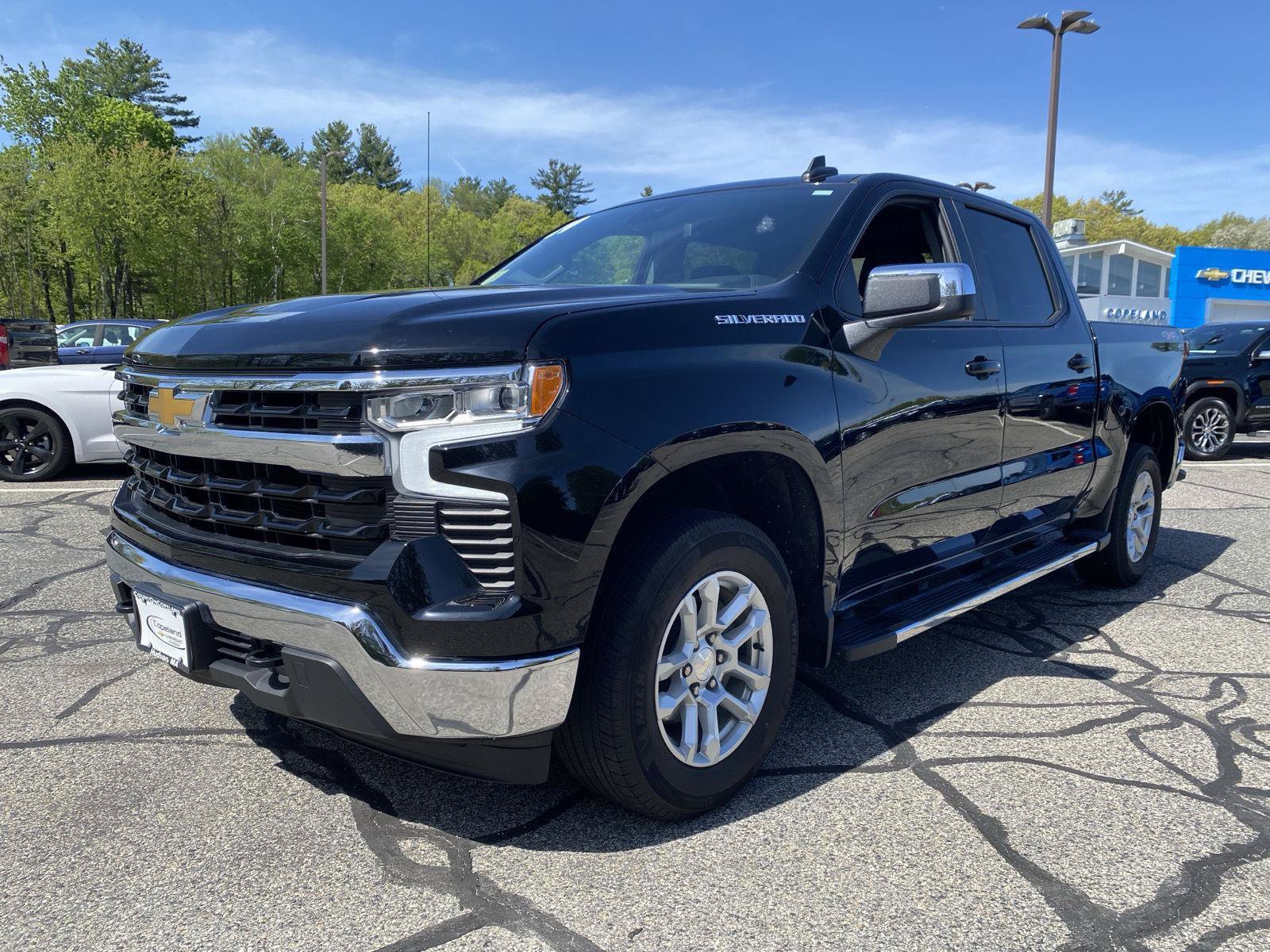 Used 2024 Chevrolet Silverado 1500 LT