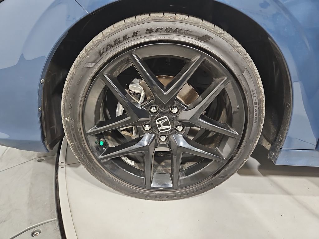 Used 2025 Honda Civic Sport image 25