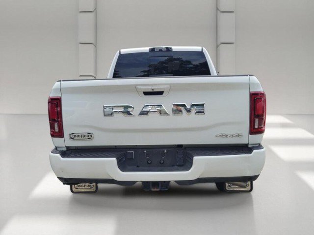 Used 2025 RAM 2500 Limited AWD/4WD image 6