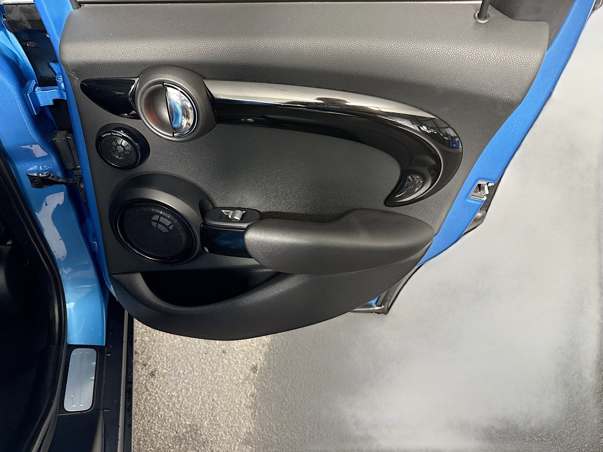 Used 2018 MINI Cooper S FWD image 28