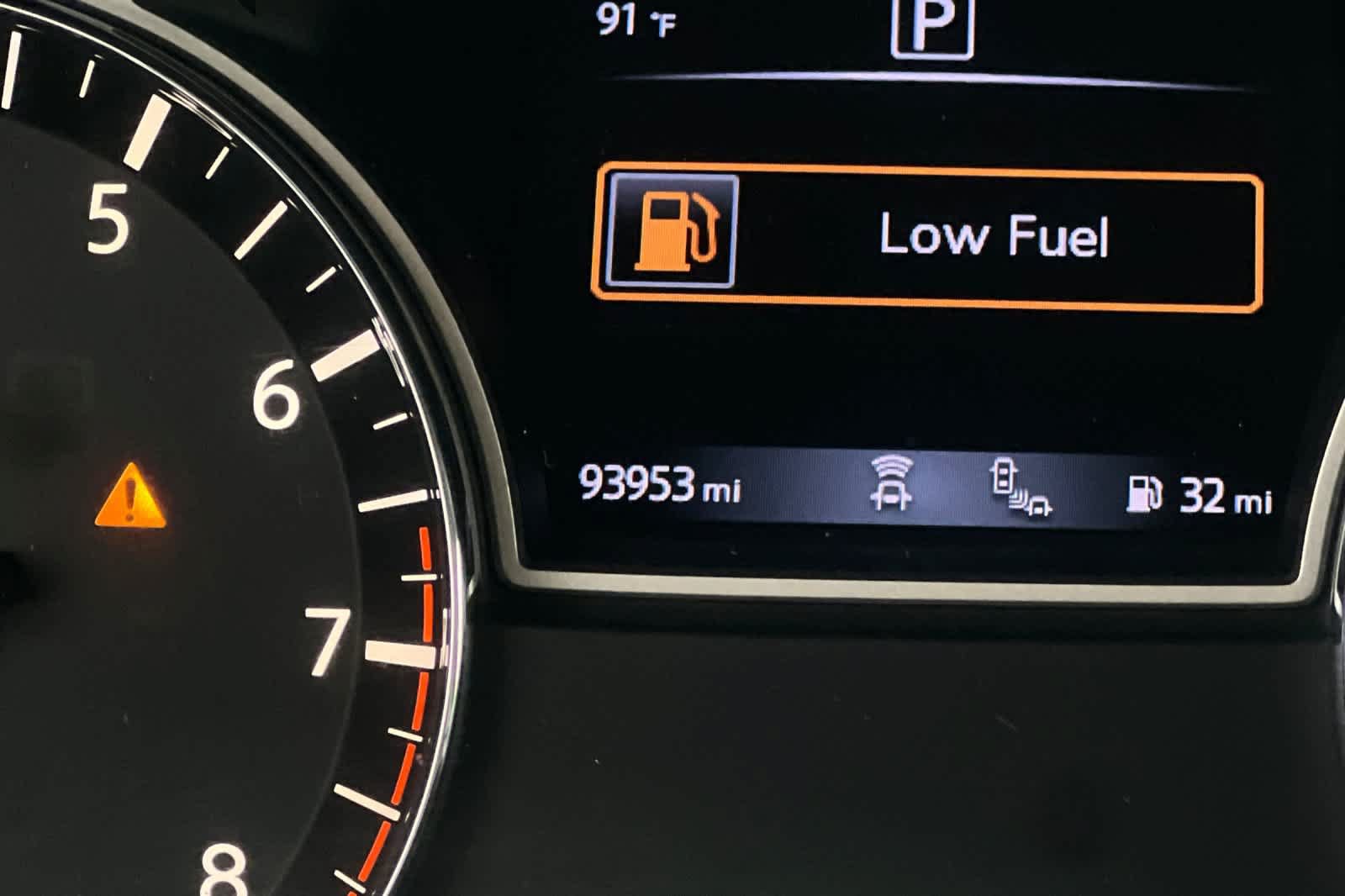 Used 2018 Nissan Pathfinder SL FWD image 27
