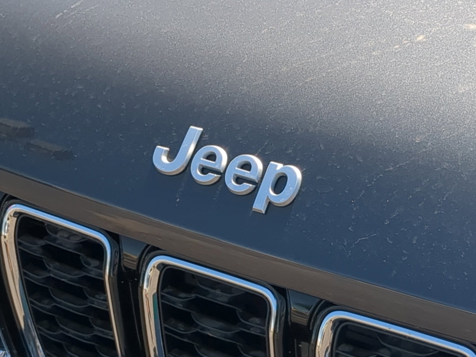 New 2025 Jeep Grand Cherokee Limited w/ Trailer Tow Package image 23
