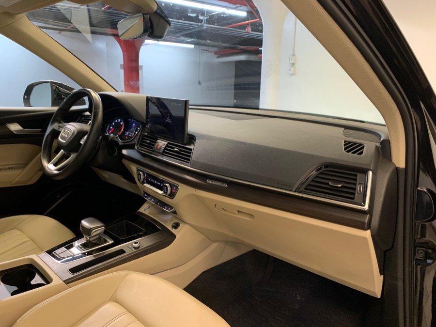 Used 2023 Audi Q5 2.0T Premium w/ Convenience Package AWD/4WD image 53