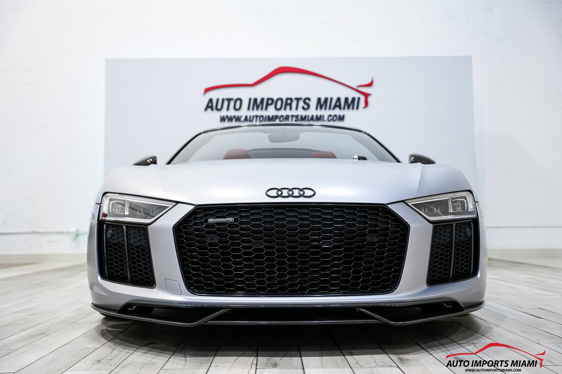 Used 2018 Audi R8 V10 w/ Carbon Exterior Package AWD/4WD image 37