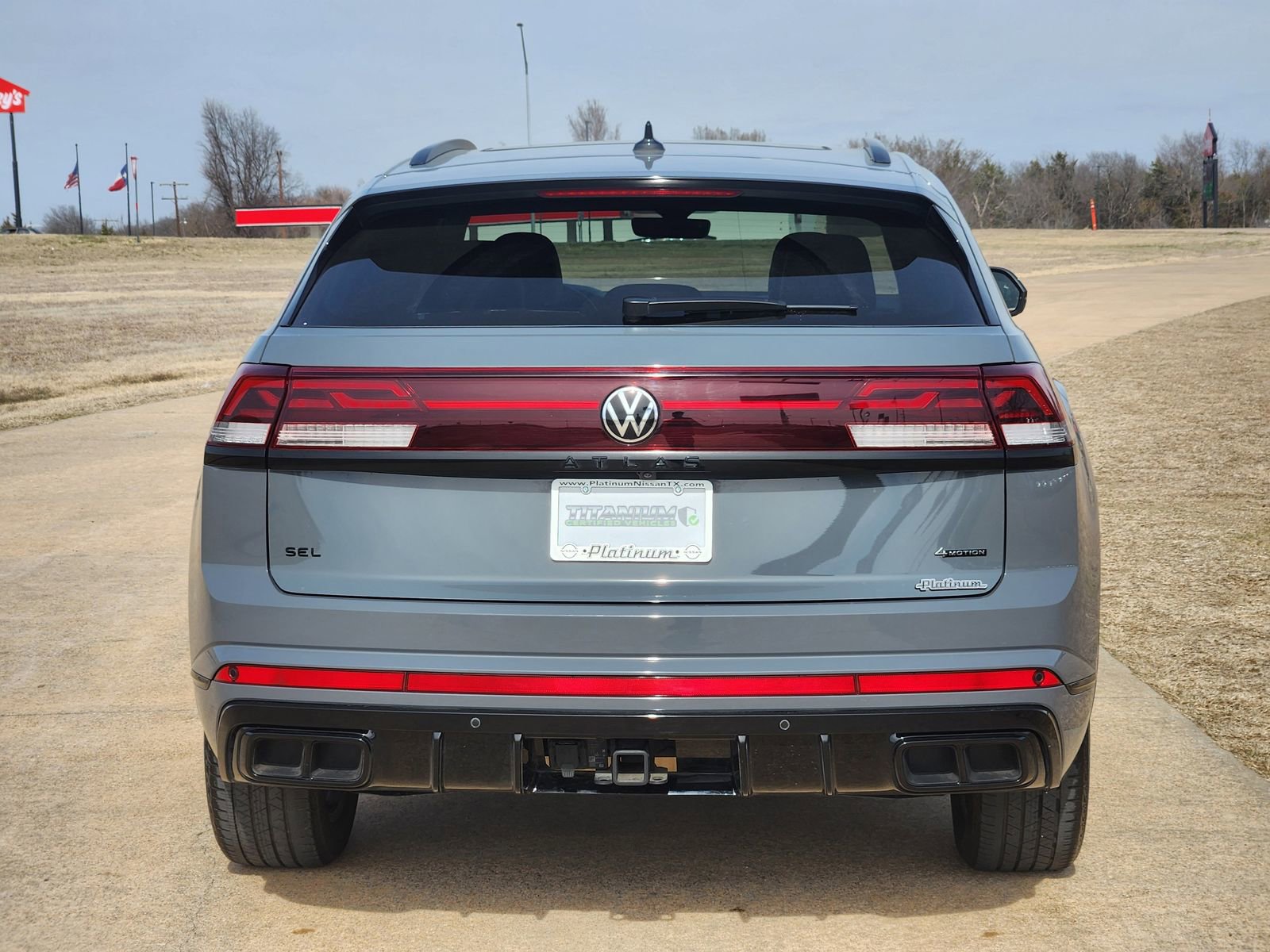 Used 2025 Volkswagen Atlas Cross Sport SEL R-Line image 8