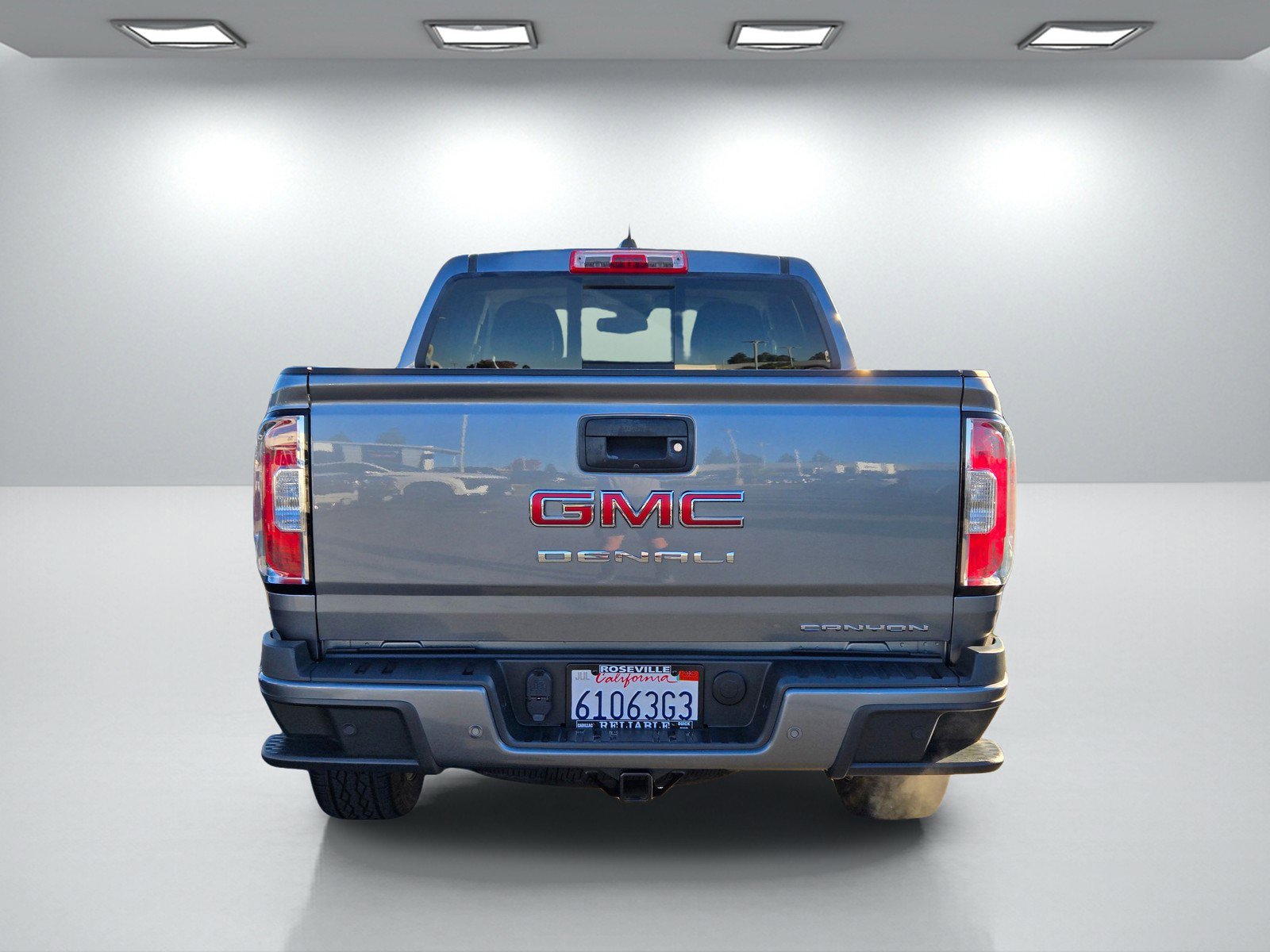 Used 2021 GMC Canyon Denali image 5