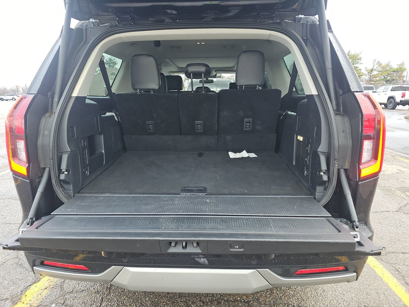 Used 2025 Ford Expedition Max Platinum image 46