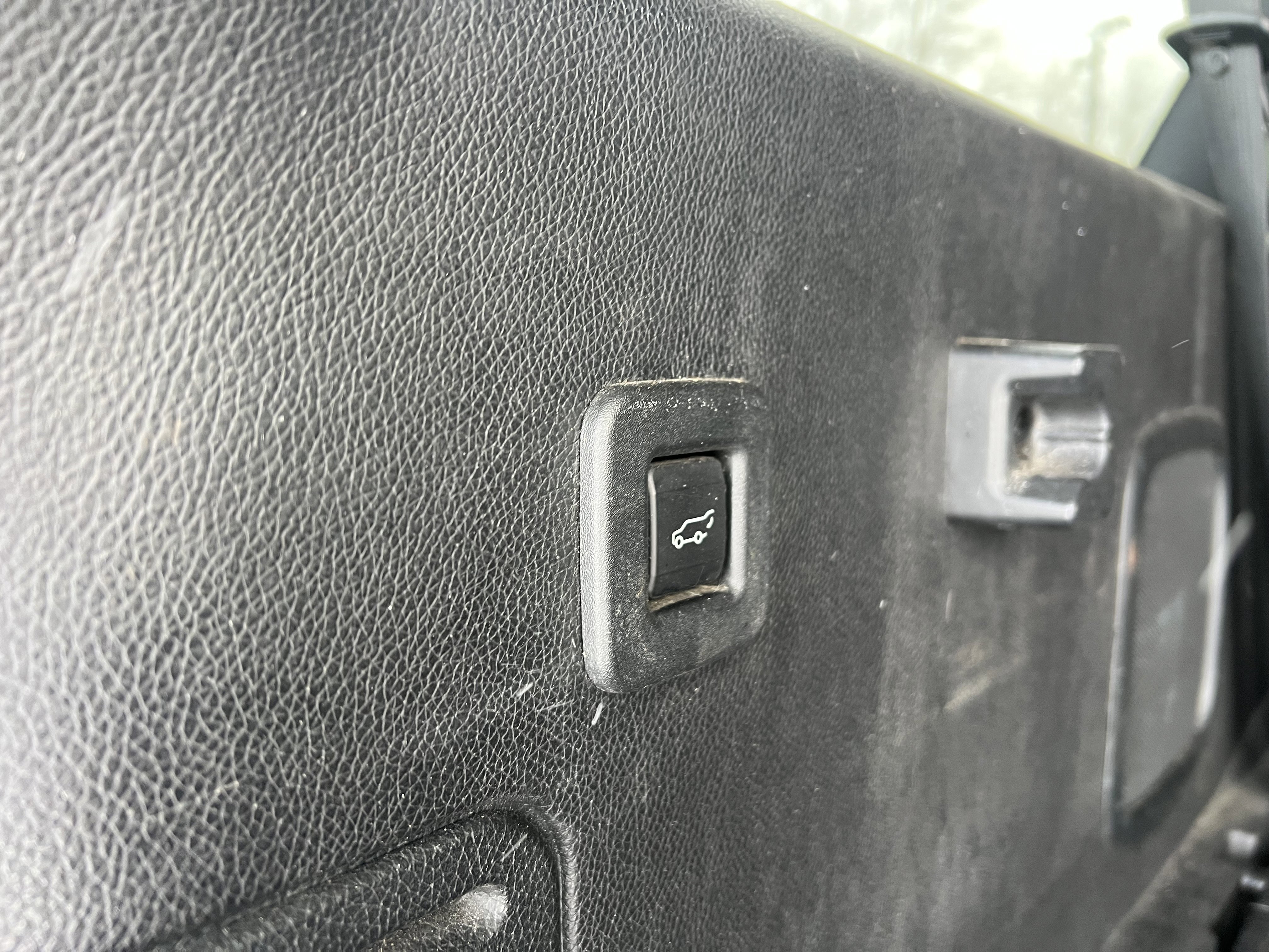 Used 2015 Ford Expedition EL Limited w/ Equipment Group 301A image 12