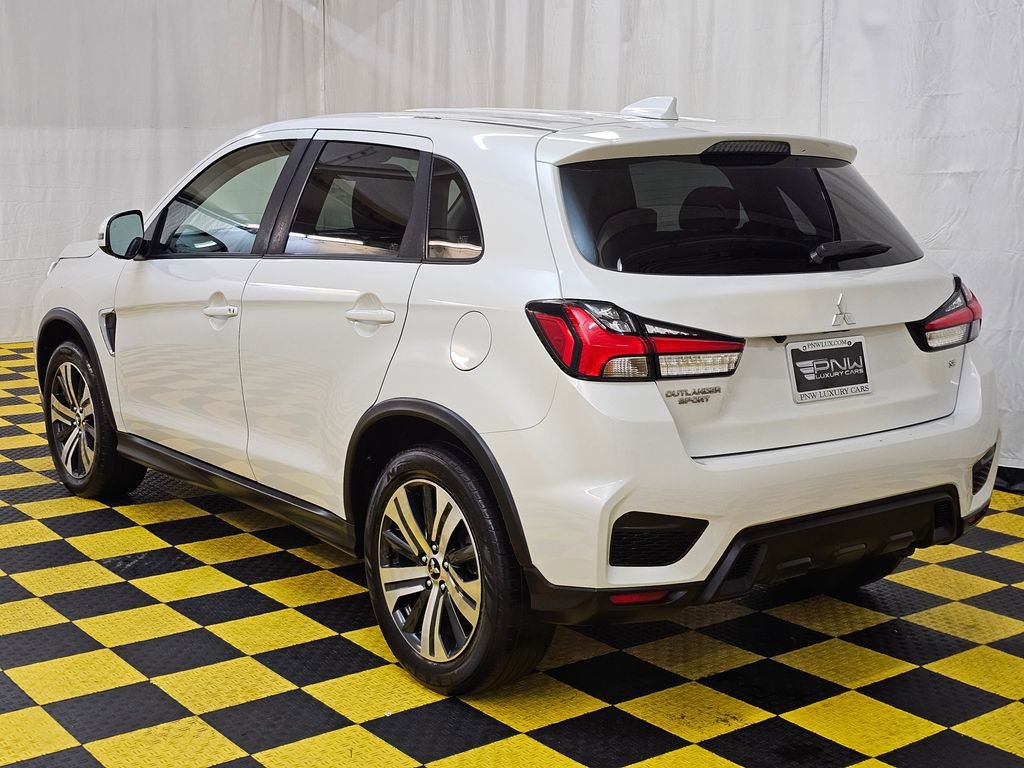 Used 2021 Mitsubishi Outlander Sport SE image 5