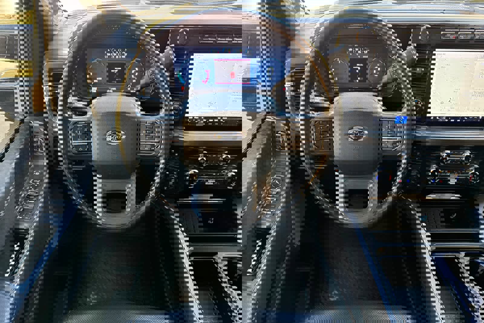 Used 2023 Ford F350 Lariat w/ Lariat Ultimate Package image 15