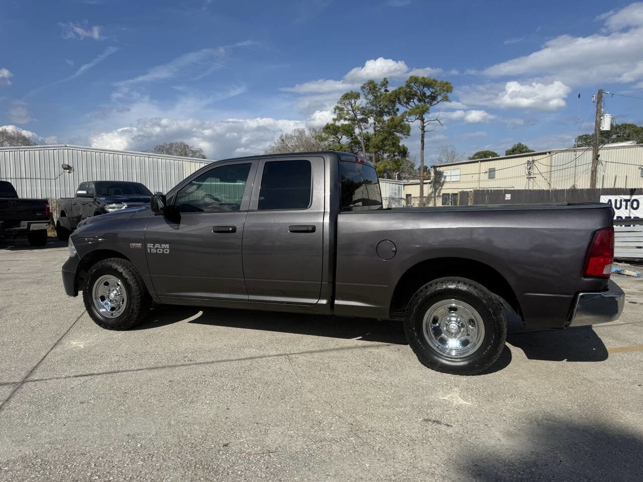 Used 2017 RAM 1500 Tradesman w/ Popular Equipment Group image 2