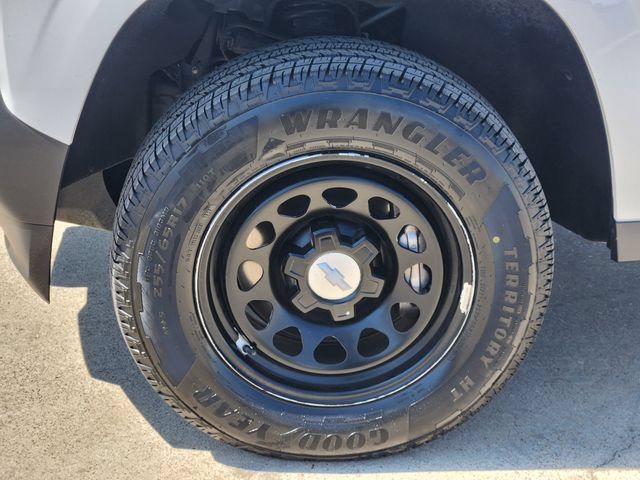 Used 2024 Chevrolet Colorado W/T w/ WT Convenience Package II RWD image 17