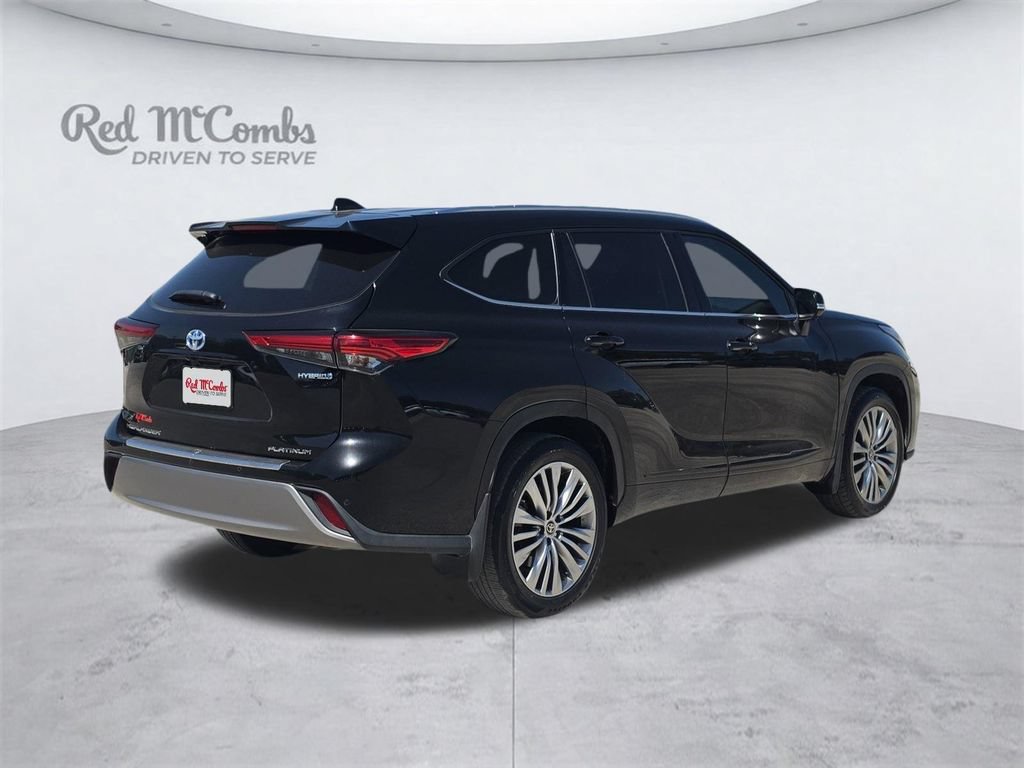 Used 2023 Toyota Highlander Platinum FWD image 7