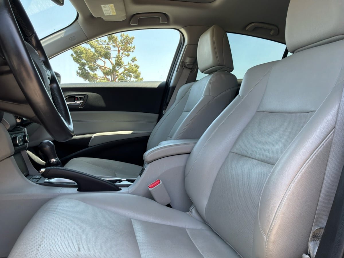 Used 2016 Acura ILX FWD image 19
