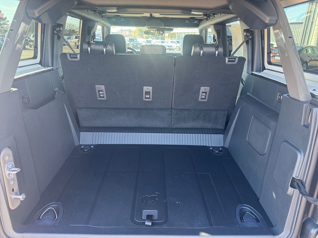 New 2025 Ford Bronco Badlands image 19