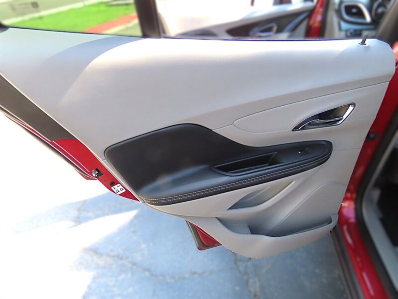 Used 2015 Buick Encore Premium w/ Experience Buick Package FWD image 30