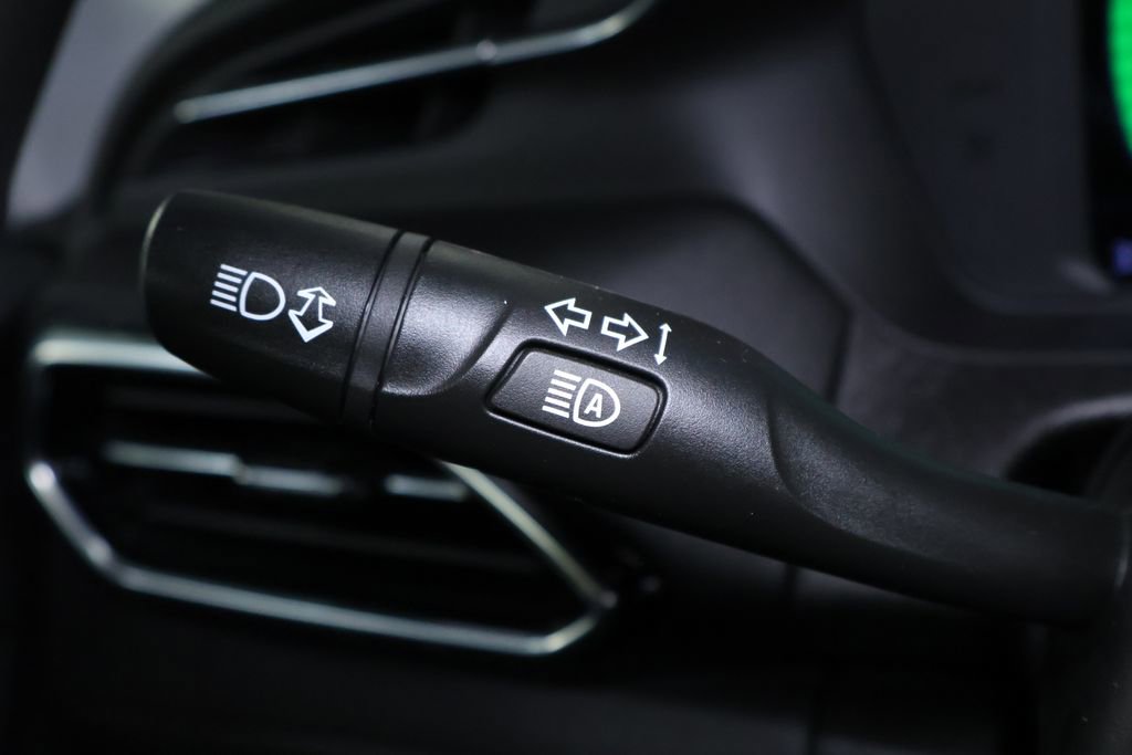 Used 2022 Chevrolet Bolt LT w/ Driver Confidence Package image 22