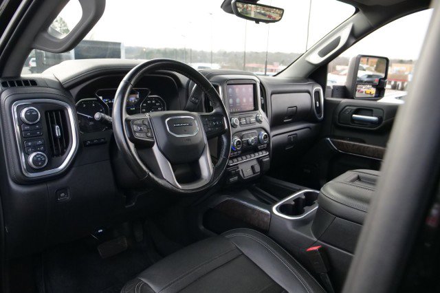 Used 2021 GMC Sierra 3500 Denali w/ Denali Ultimate Package image 2