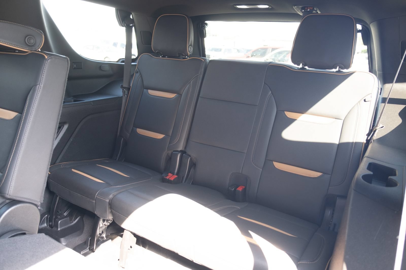 Used 2024 GMC Yukon AT4 AWD/4WD image 20