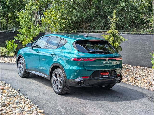 Used 2024 Alfa Romeo Tonale Veloce image 3