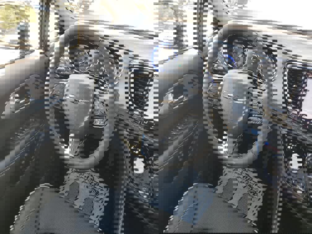 New 2026 Chrysler Pacifica Limited w/ S Appearance Package image 18