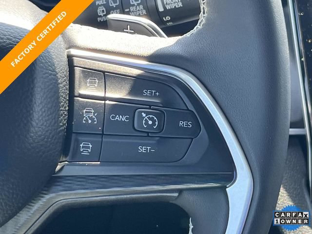 Used 2024 Jeep Grand Cherokee L Altitude AWD/4WD image 31