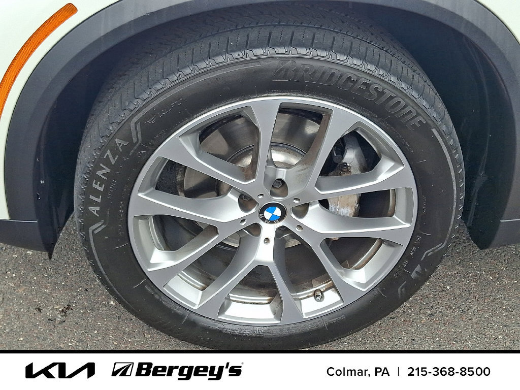 Used 2021 BMW X5 xDrive40i w/ Convenience Package AWD/4WD image 10