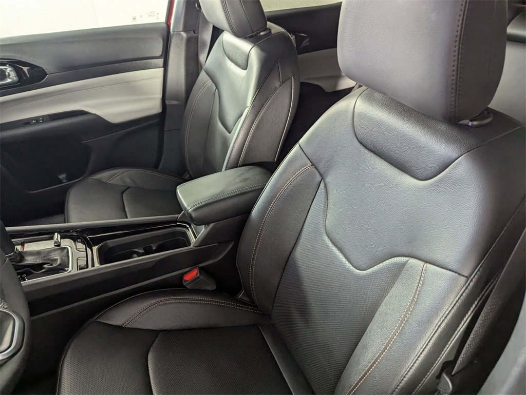 Certified 2024 Jeep Compass Limited w/ Elite Group image 12