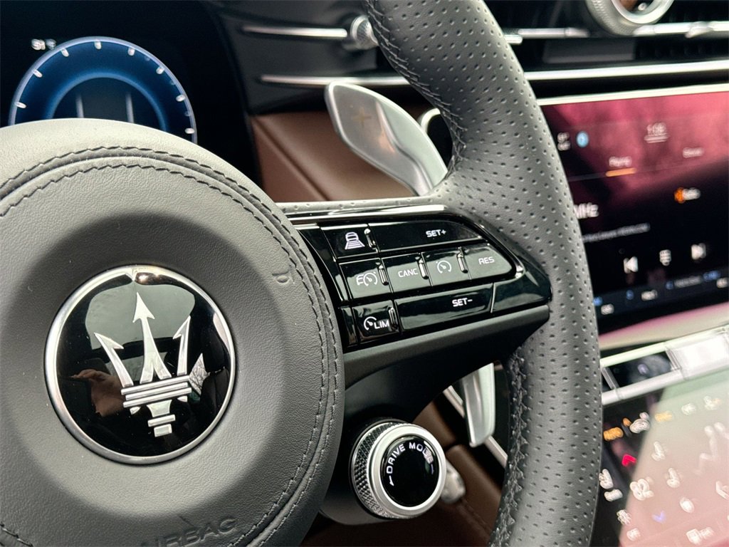 New 2024 Maserati Grecale GT image 22