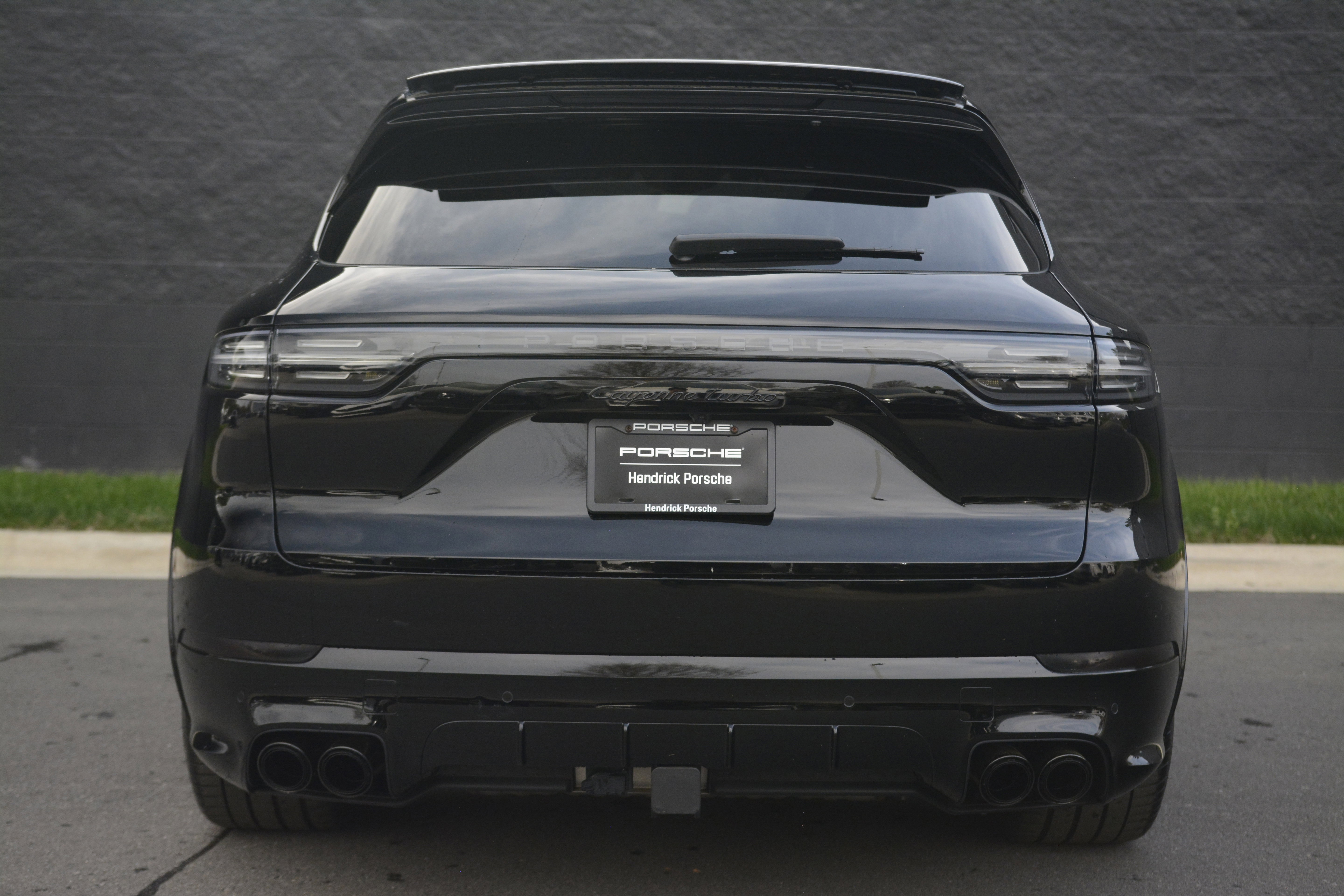 Certified 2023 Porsche Cayenne Turbo image 6