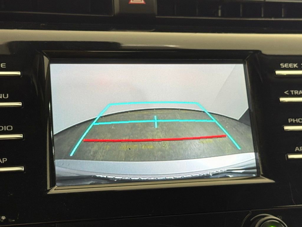 Used 2019 Toyota Camry SE image 43