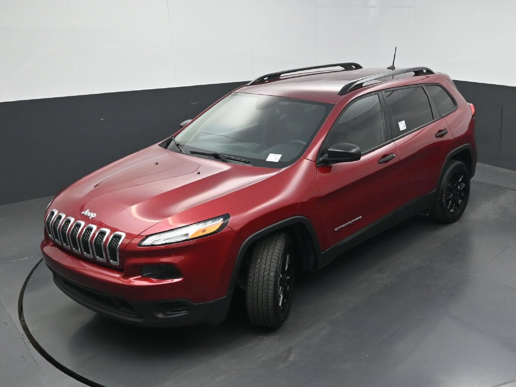 Used 2017 Jeep Cherokee Sport FWD image 28