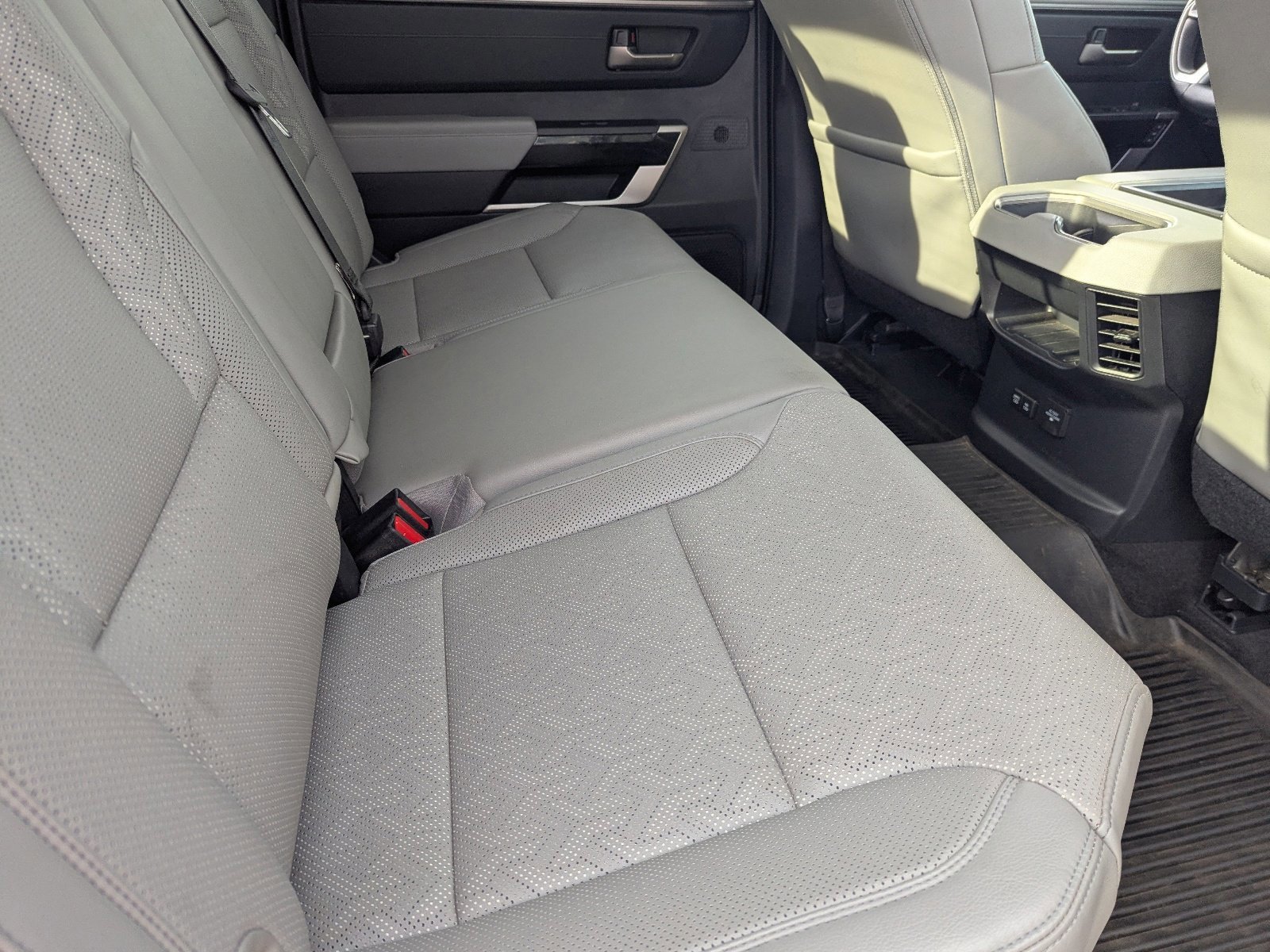 Used 2023 Toyota Tundra Limited image 14