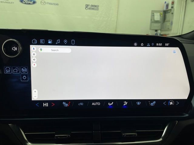 New 2026 Chevrolet Equinox EV LT image 4