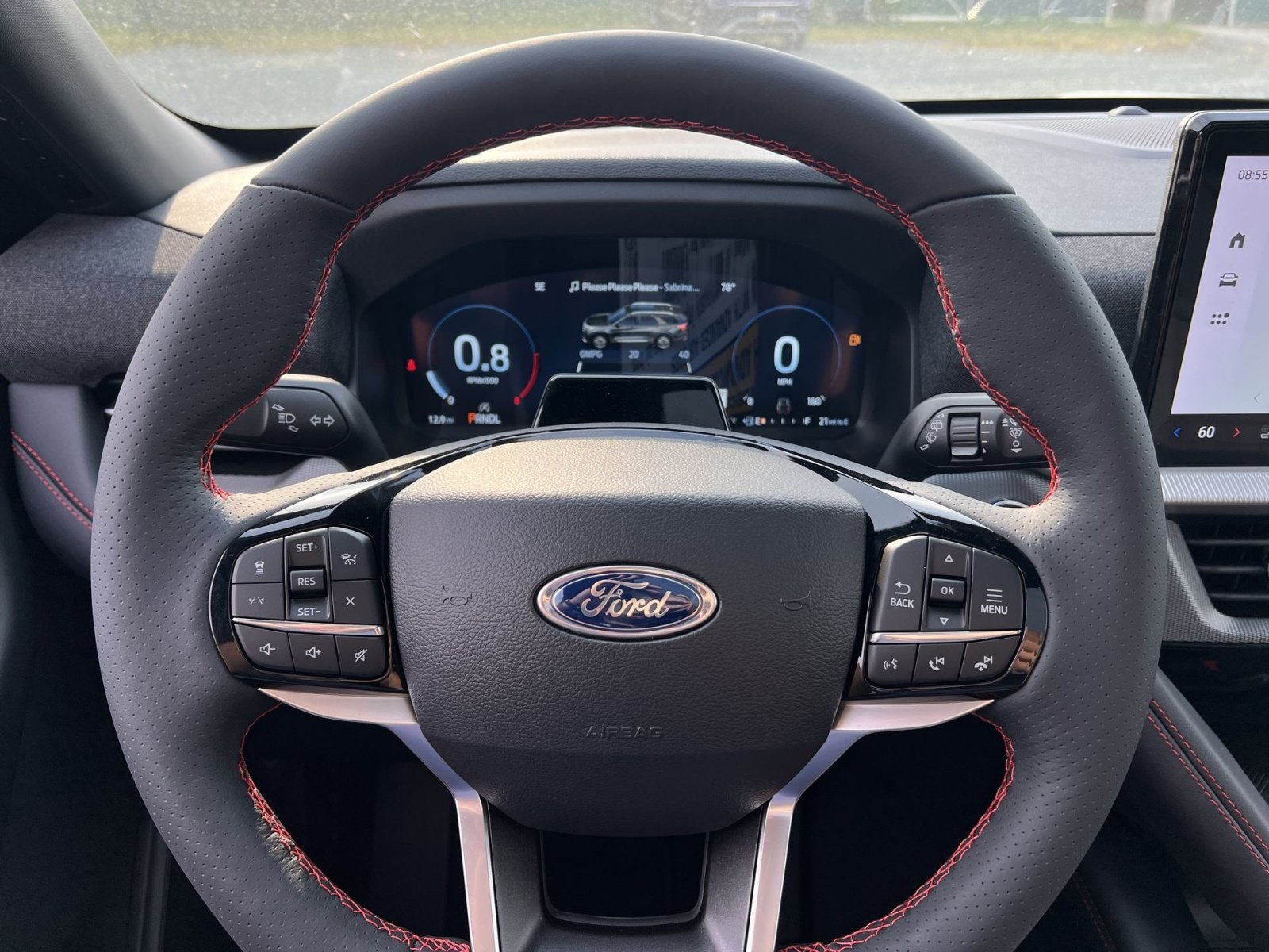 New 2026 Ford Explorer ST-Line w/ ST-Line Street Pack AWD/4WD image 16