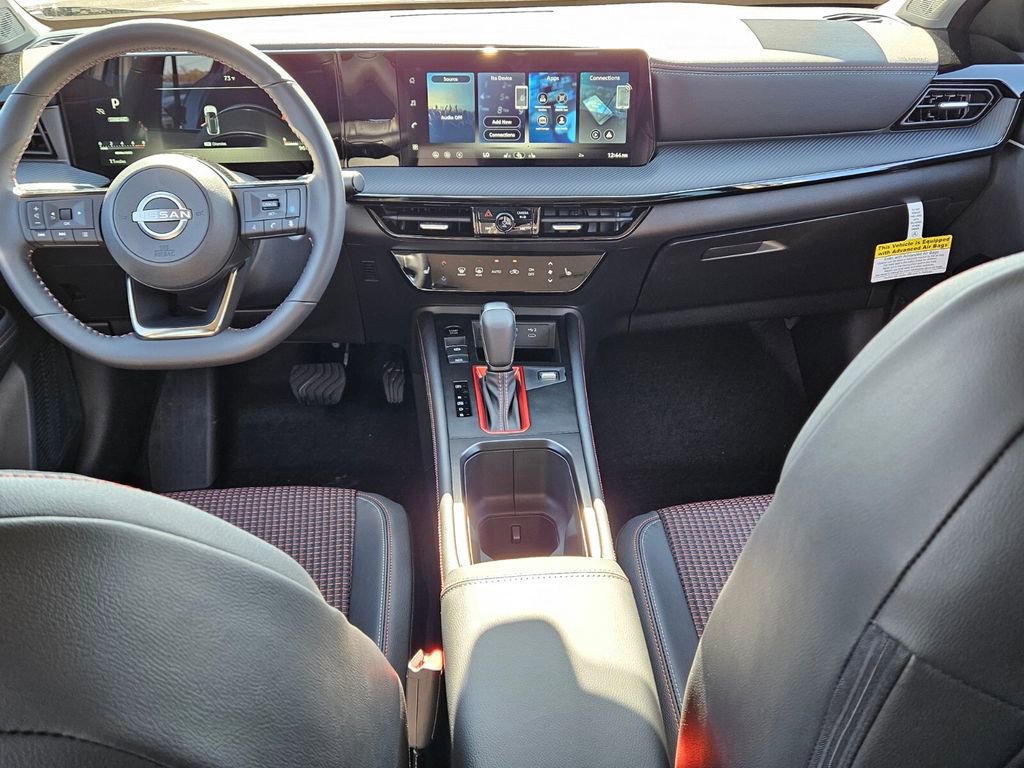 New 2026 Nissan Kicks SR w/ Cold Weather Package image 6