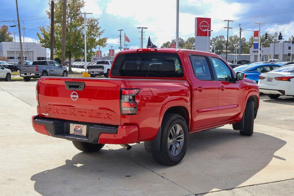 Certified 2025 Nissan Frontier SV image 19