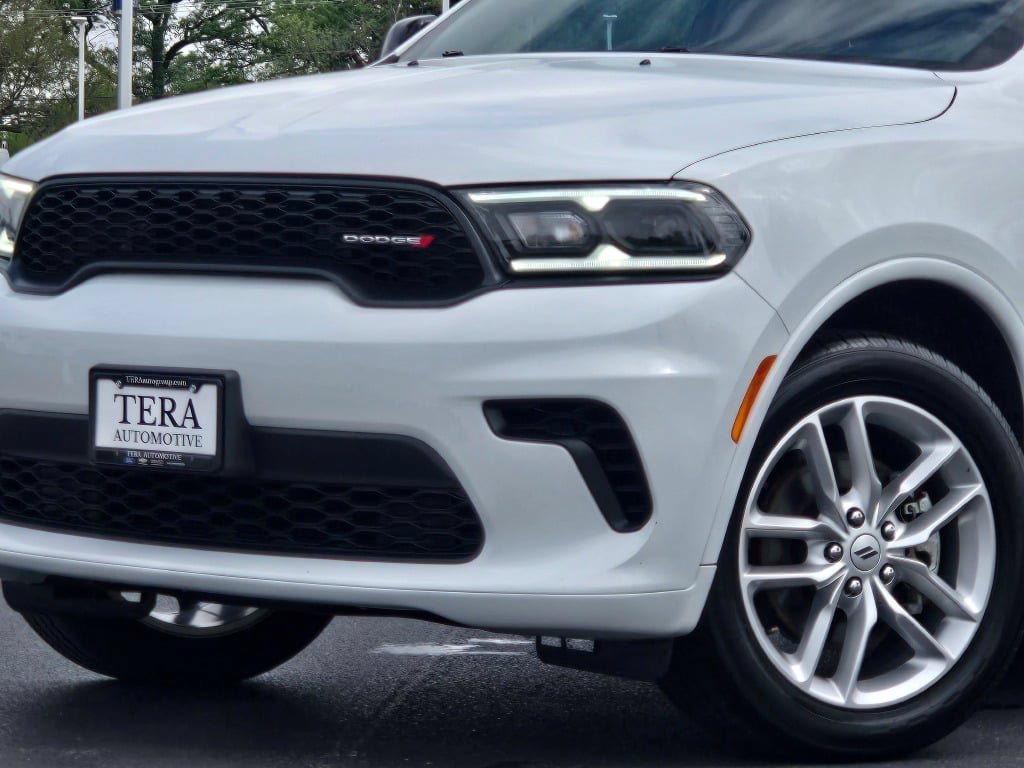 Used 2025 Dodge Durango GT AWD/4WD image 2