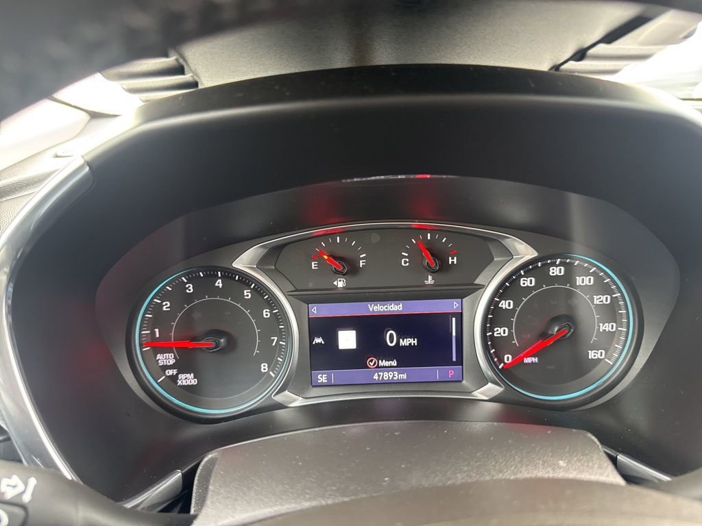 Used 2020 Chevrolet Equinox LT w/ Sport Edition image 9