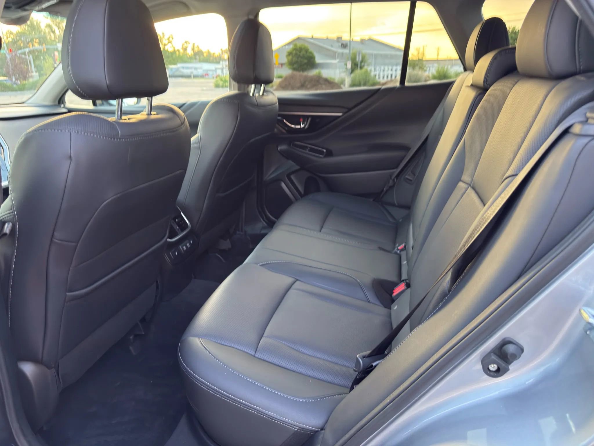 Used 2022 Subaru Outback Limited XT image 13