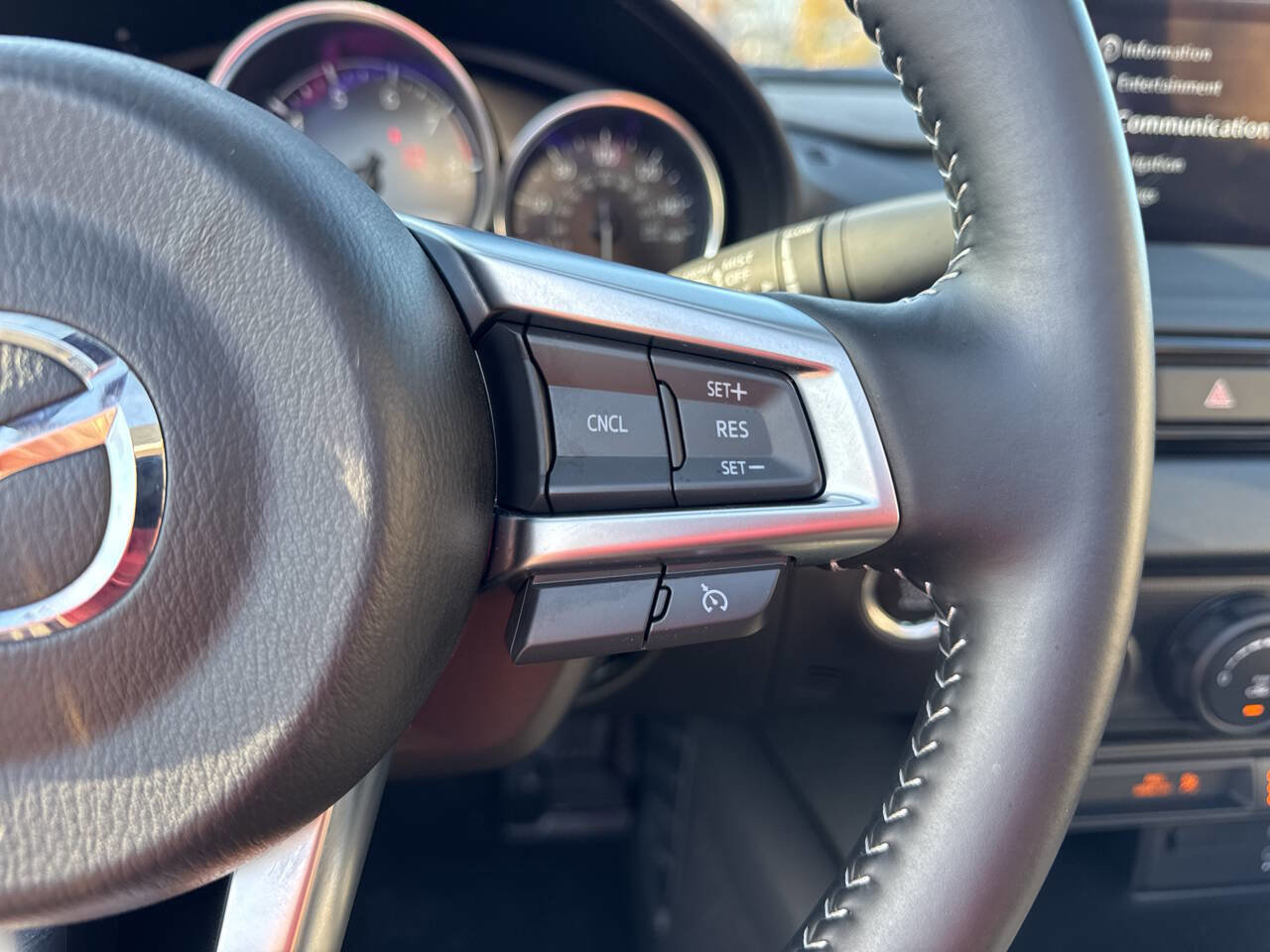 Used 2024 MAZDA MX-5 Miata Club image 27