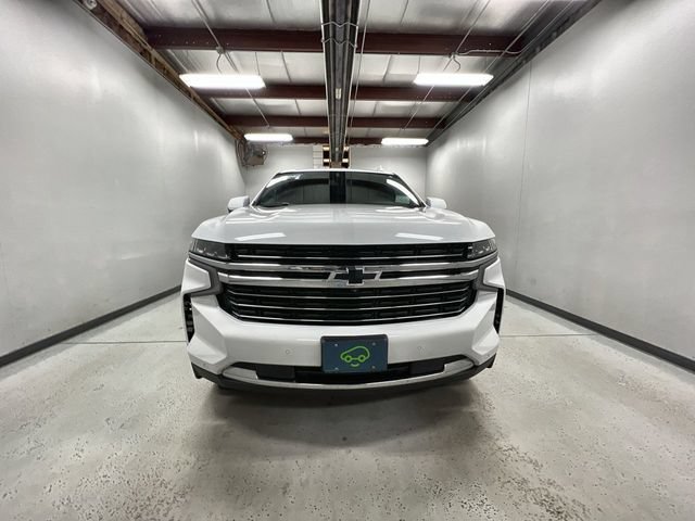 Certified 2022 Chevrolet Suburban LT w/ LT Signature Package AWD/4WD image 3