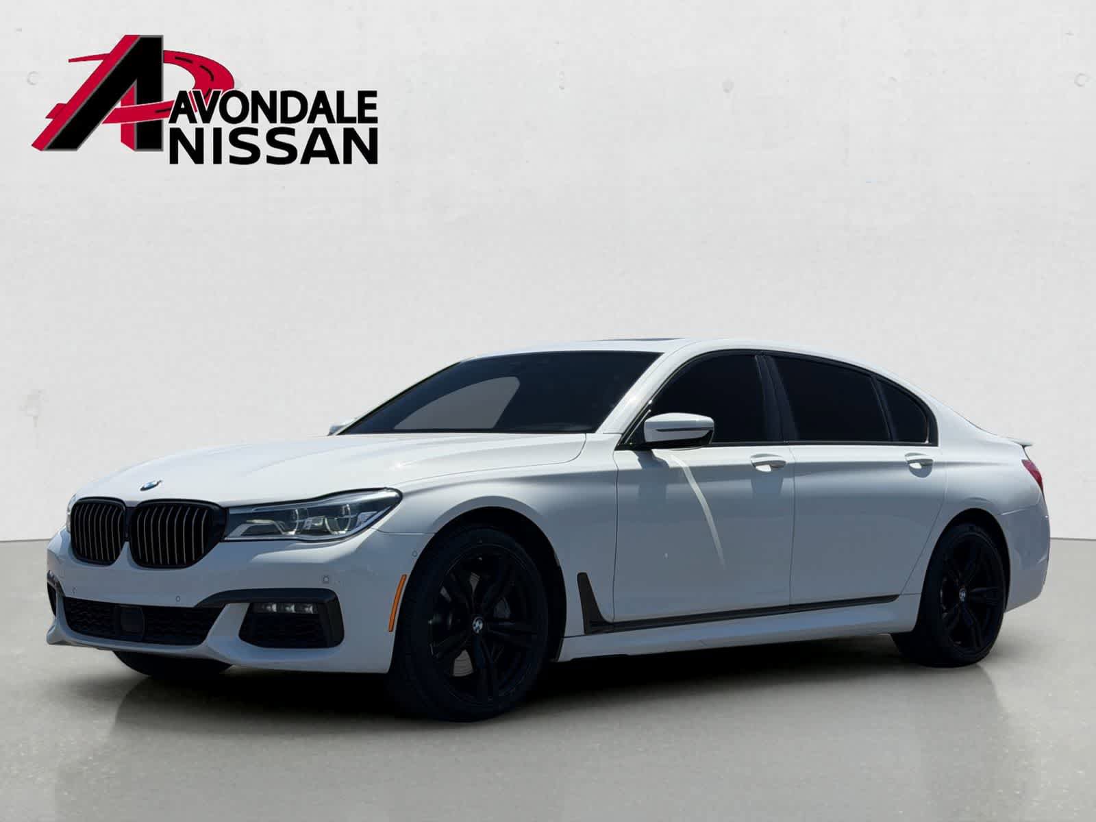 Used 2019 BMW 750i w/ Executive Package RWD image 2