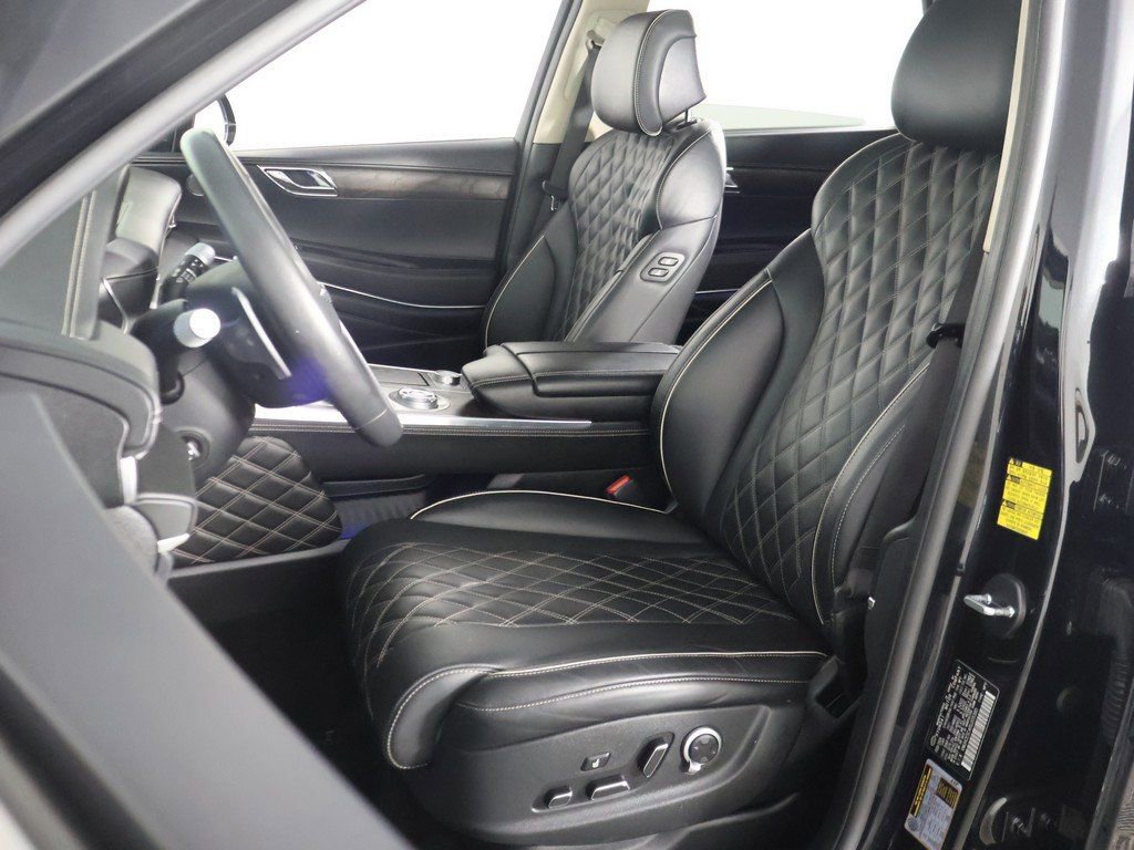 Used 2024 Genesis GV80 3.5T w/ Prestige Package image 34