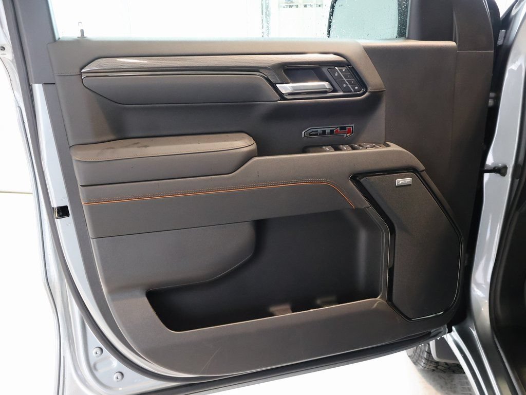 New 2026 GMC Sierra 1500 AT4 w/ AT4 Premium Package AWD/4WD image 12
