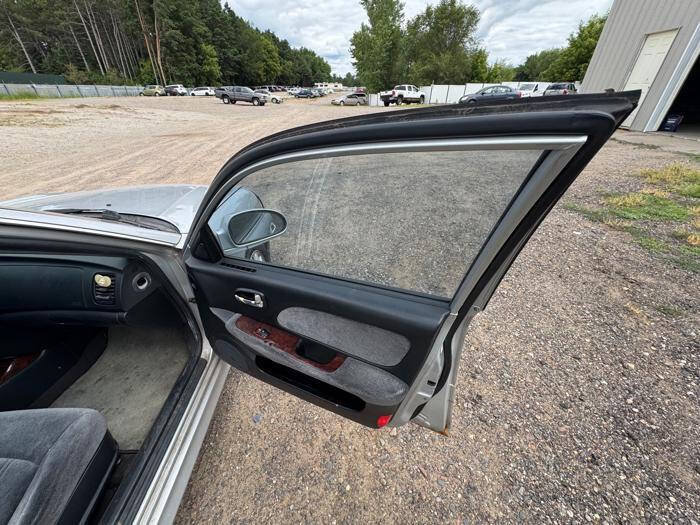 Used 2003 Hyundai Sonata GLS FWD image 30