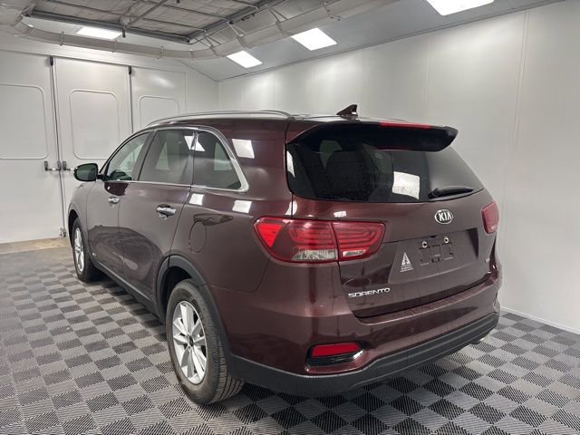 Used 2019 Kia Sorento LX w/ LX Convenience Package image 4